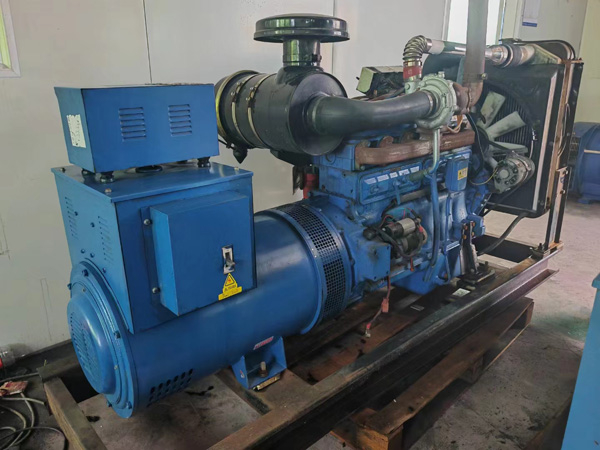 青海100kW柴油发电机组使用多级机油有哪些优缺点？